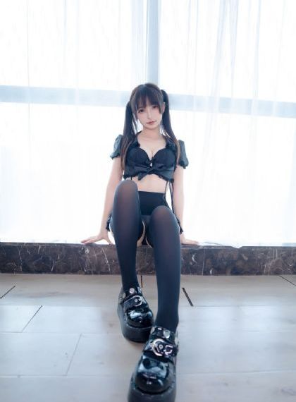 欧美妆之前要涂水乳吗_免费完整版高清